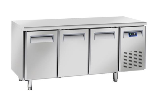 Stół mroźniczy Coolhead 3 drzwiowy, 700mm 